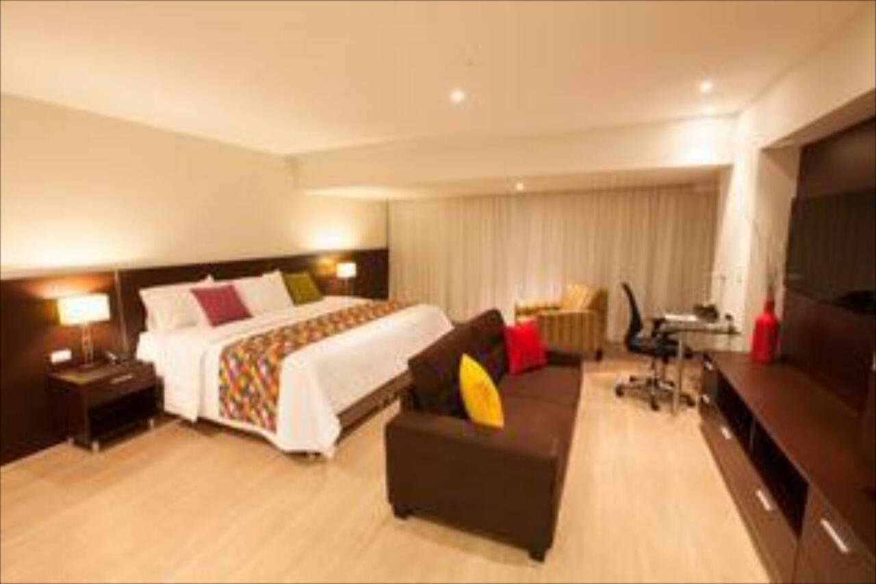 2W Apartments Service Diez Canseco Lima Exterior photo